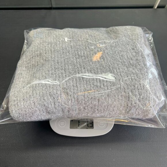 GAP Light Heather Grey Boucle Cropped Sweater Womens Size M Petite - Picture 14 of 14